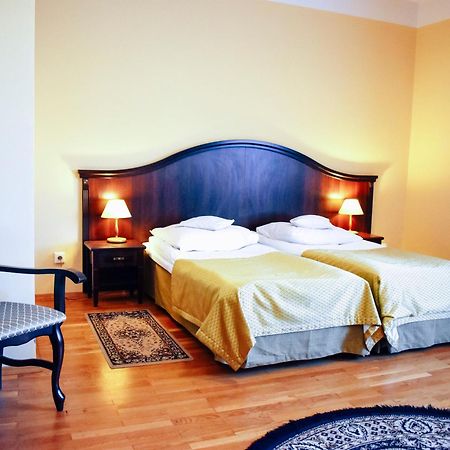 Hotel Zamek Krolewski W Rydzynie Rydzyna Eksteriør billede