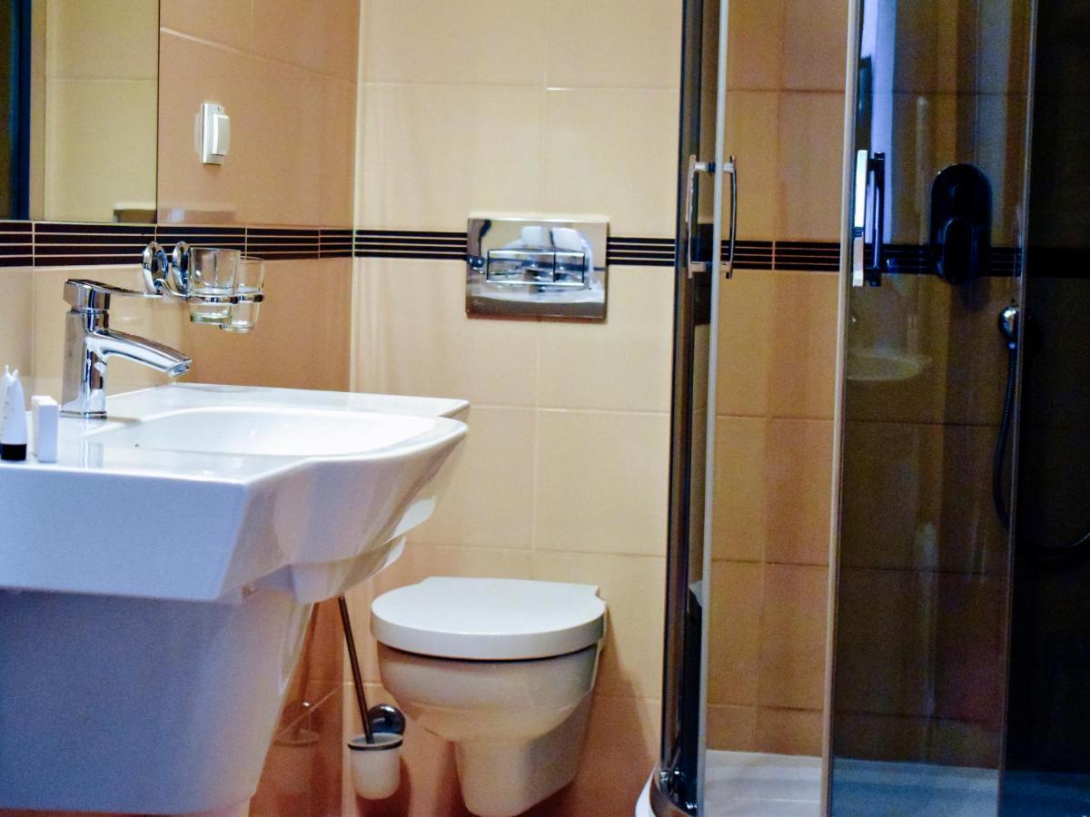 Hotel Zamek Krolewski W Rydzynie Rydzyna Eksteriør billede